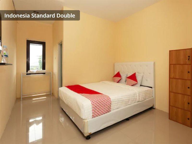 Richmond Guest House Cirebon Redpartner Exterior photo